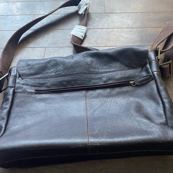 Triumph Messenger Saddlebag Genuine leather bag - Picture 16 of 16